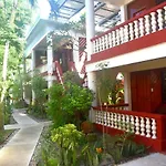 Tonglen Beach Resort