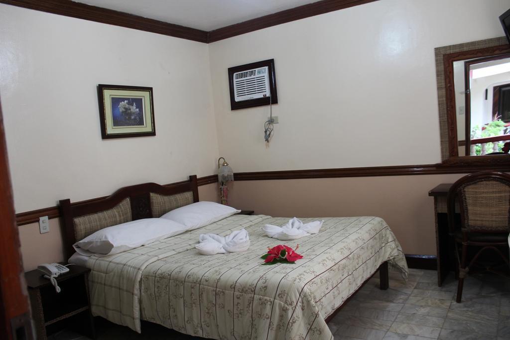 Tonglen Resort