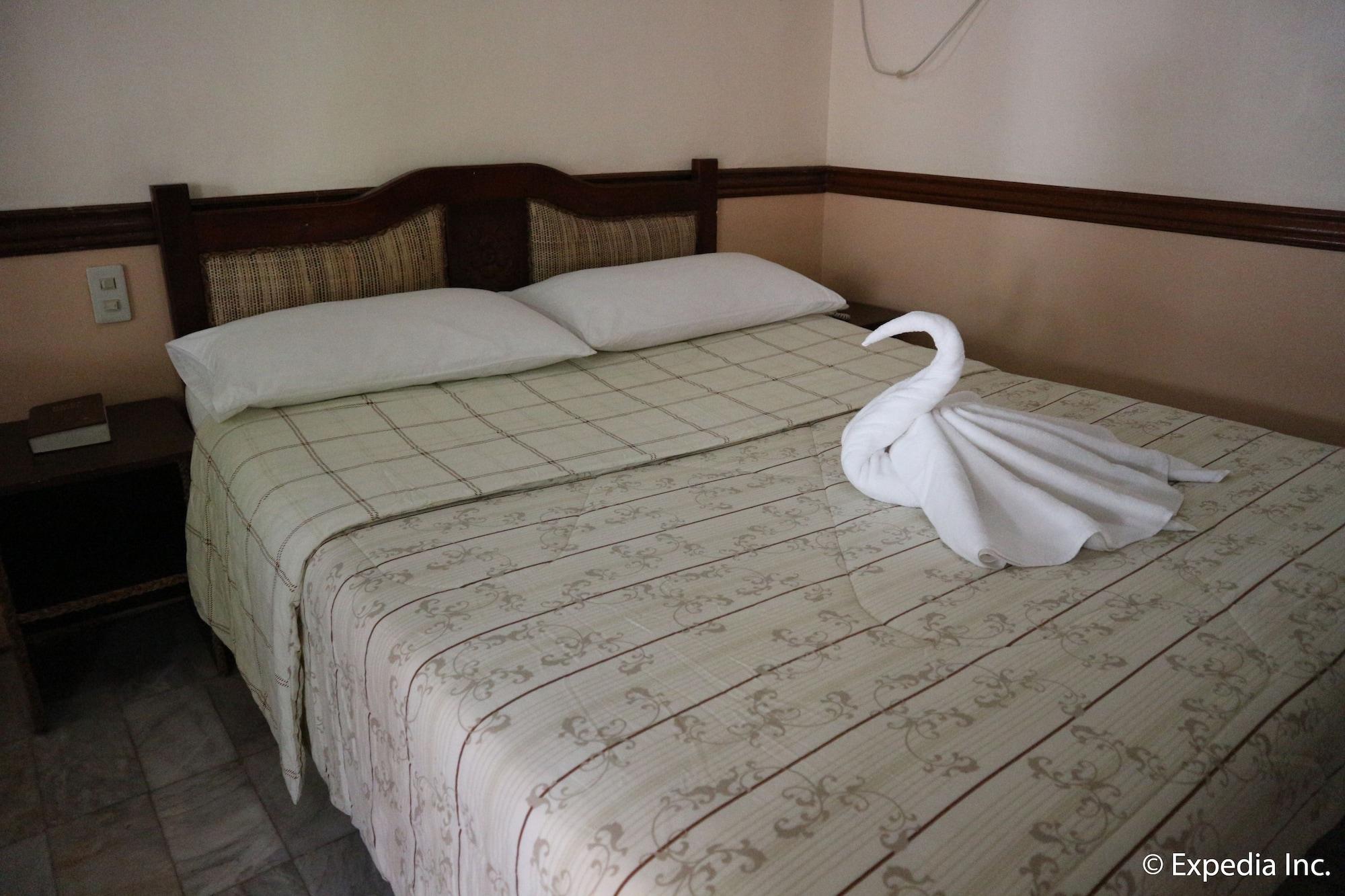 Tonglen Resort